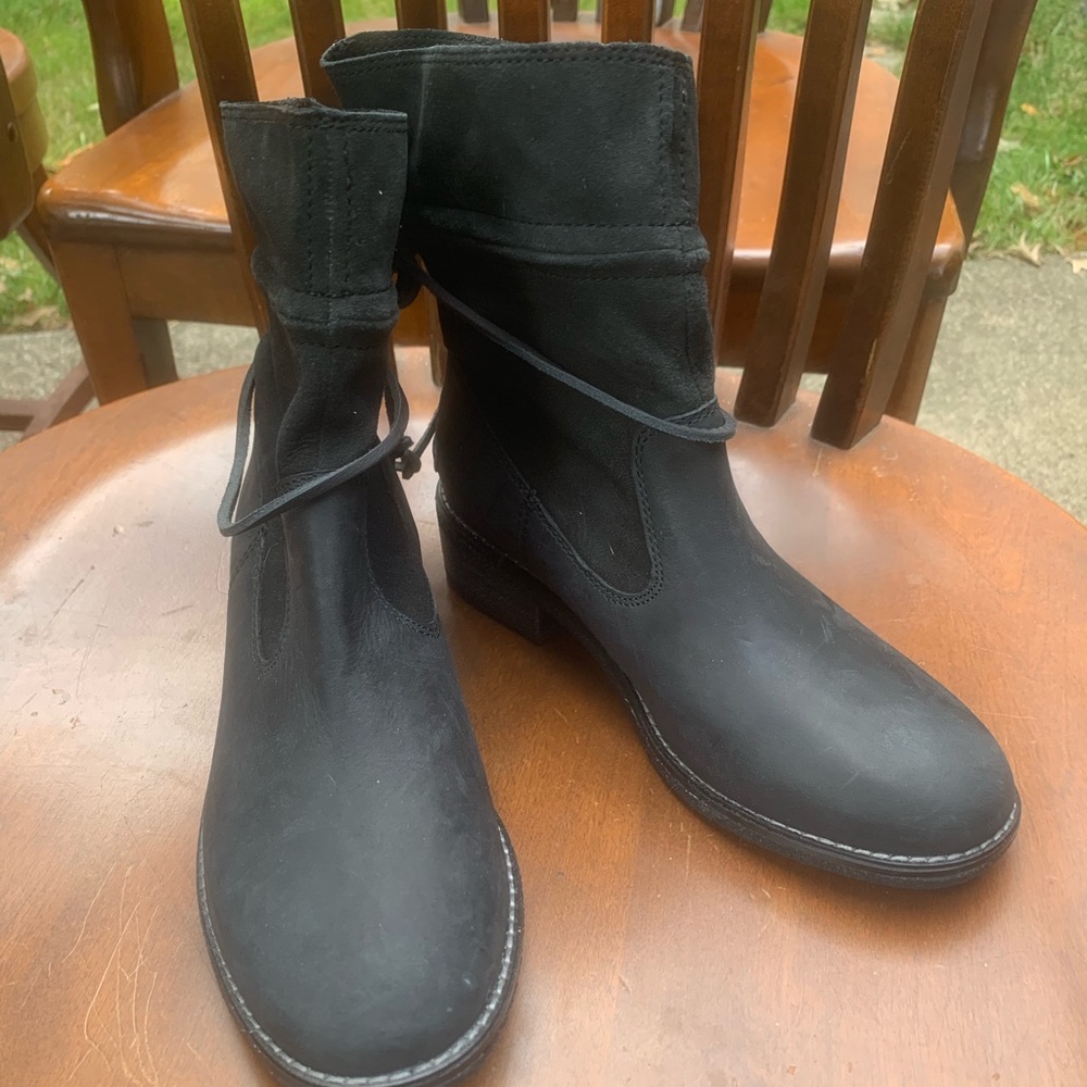 Sperry boots. Brand new without tags